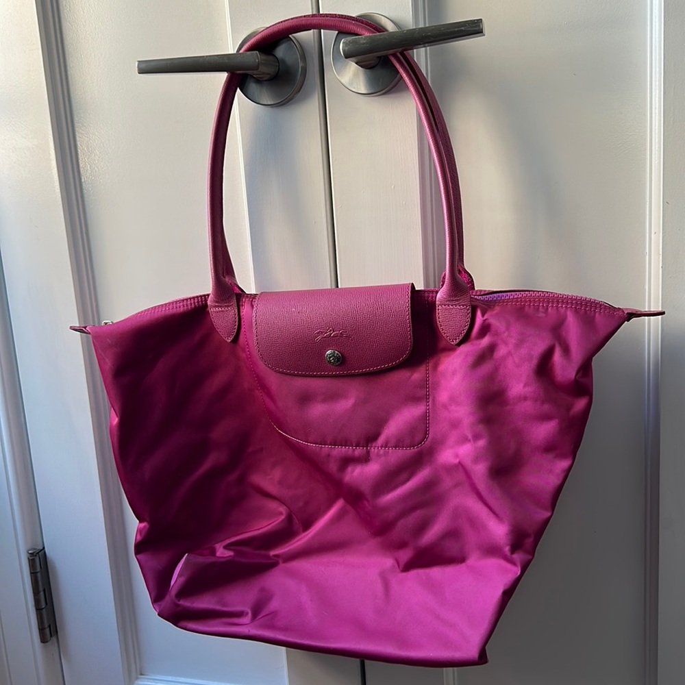 Longchamp Le Pliage Medium tote